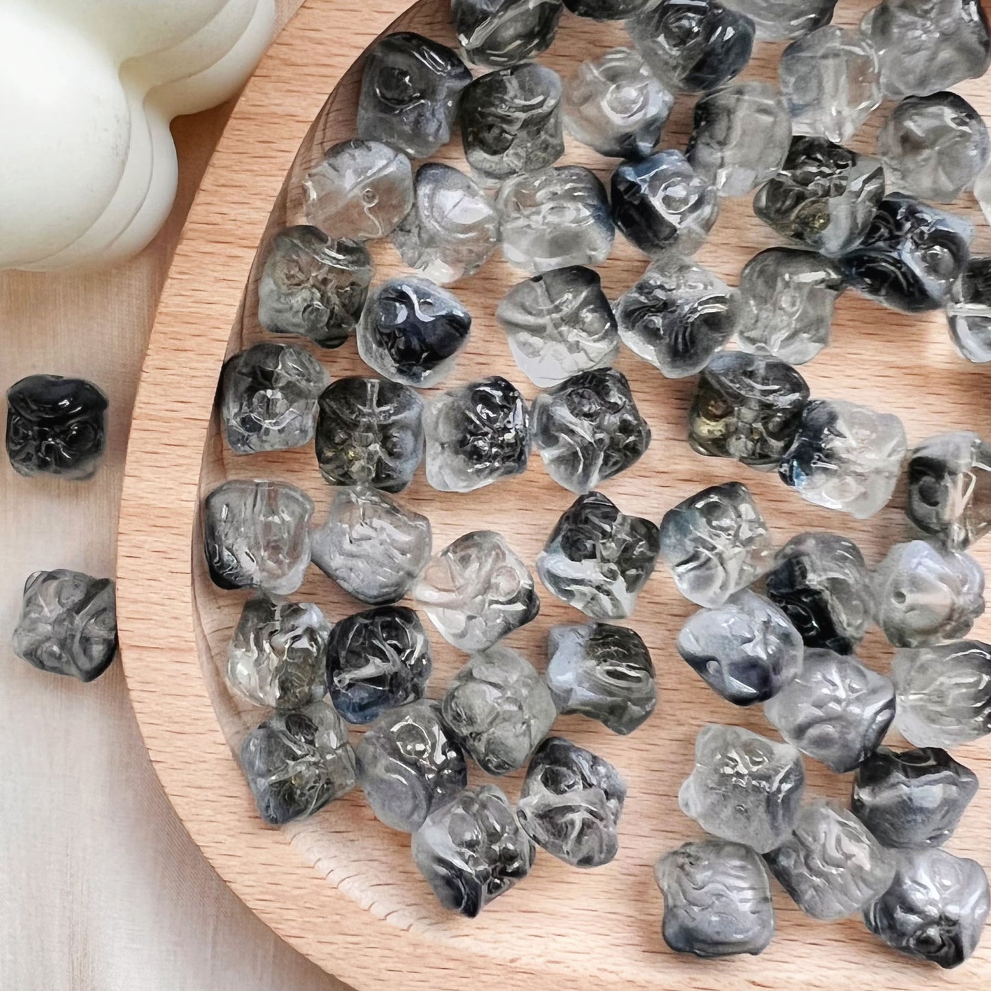 Vintage Lion-Like Glass Beads 12mm Pastel Etched Design 30pcs 7