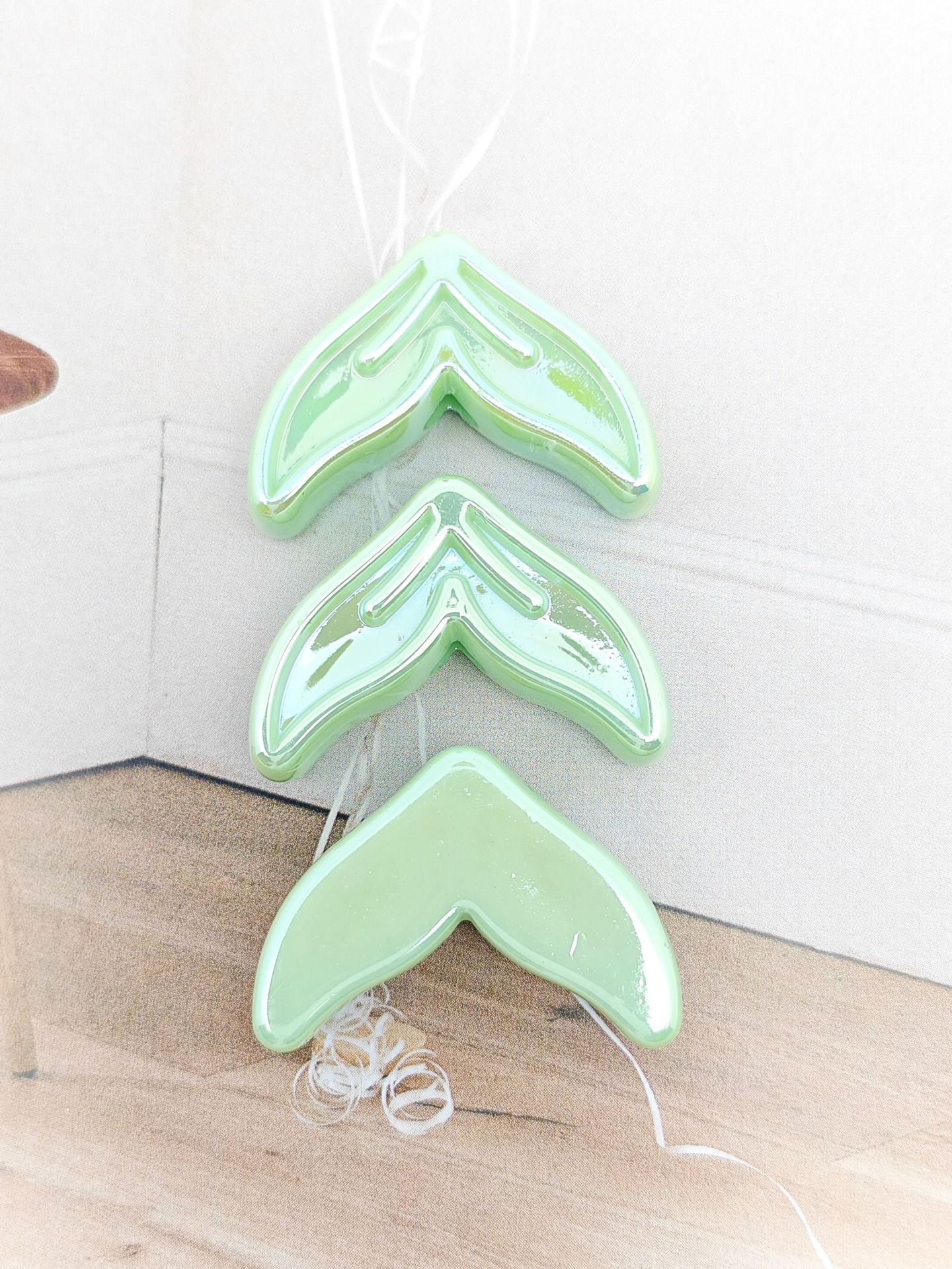 Glow Mermaid Tail Acrylic Beads 29x20x9mm Glow In The Dark 50pcs 11