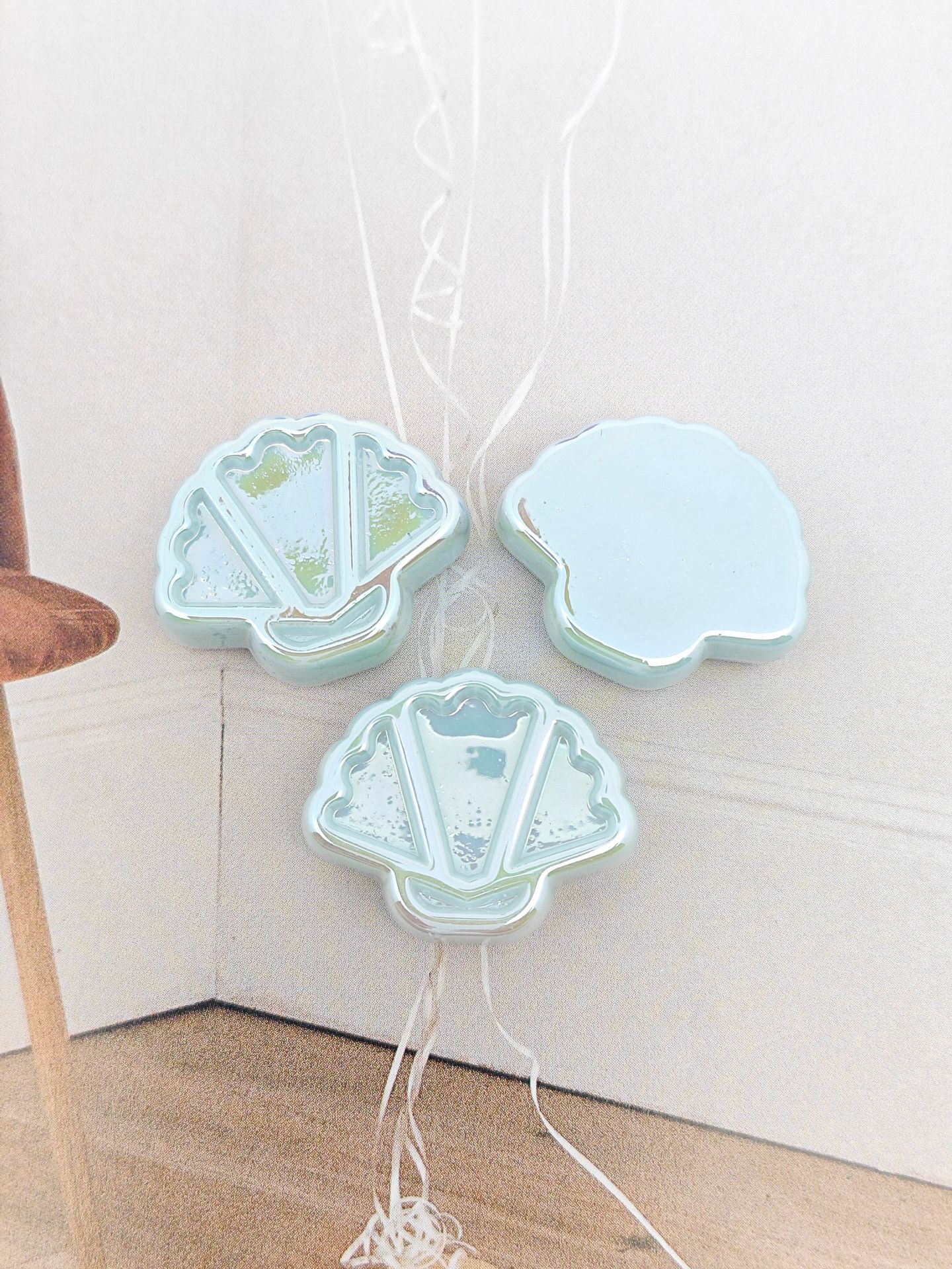 Glow Scallop Acrylic Beads 24mm Pastel Luminescent 50pcs 9