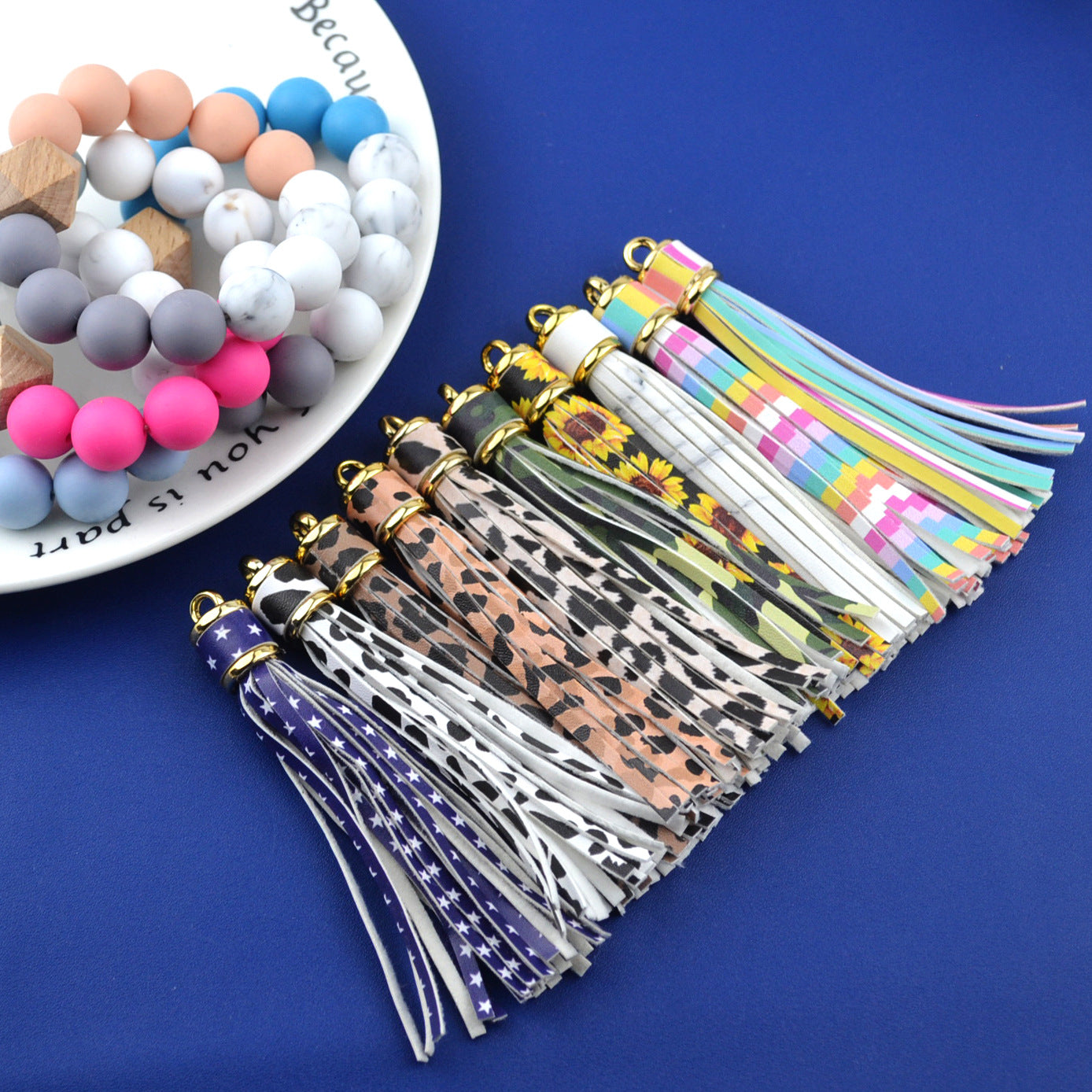 Multi Patterned PU Leather Tassel Keychain Charms 10cm 6pcs 2