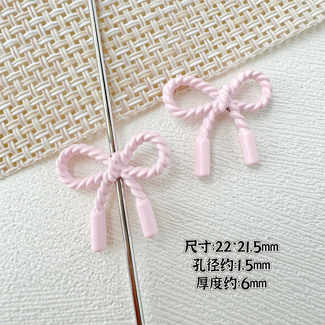 Baking Painted Cookies and Twisted Bow Metal Beads 15mm 21mm 20pcs 17