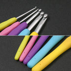 Crochet Hooks Soft Grip Aluminum Tips Ergonomic Silicone Handles 3pcs 14cm 3