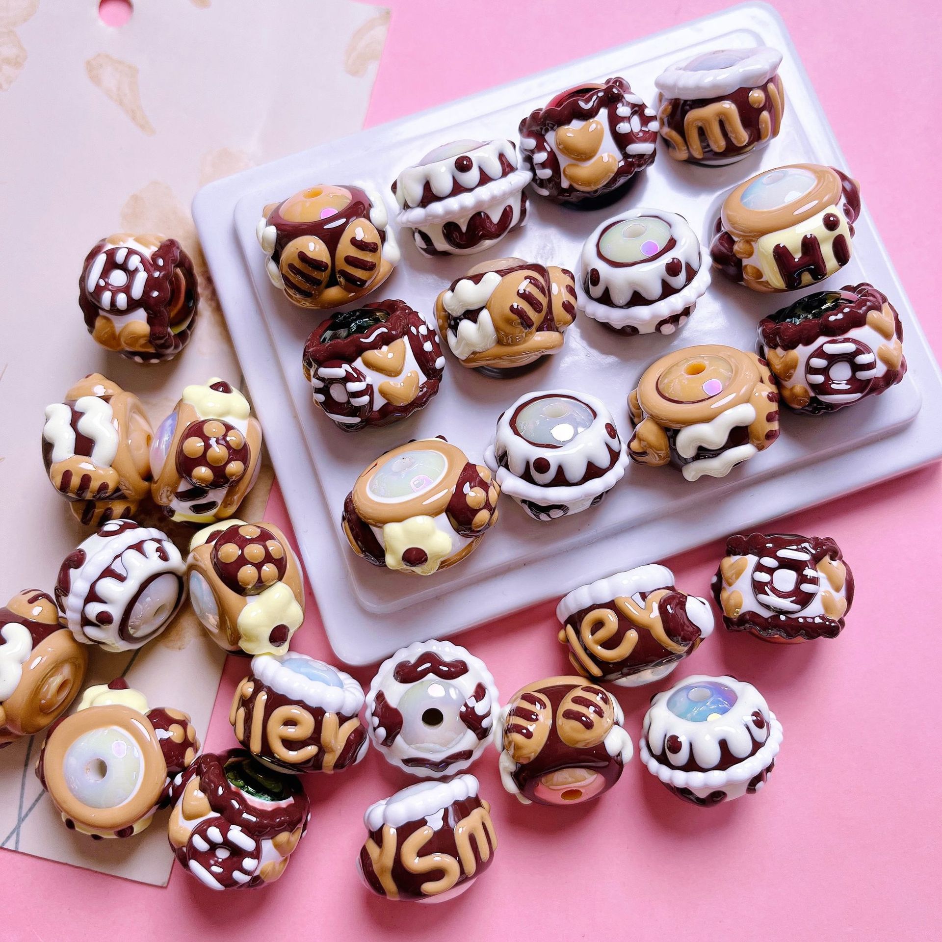 Hand-Painted Cake Acrylic Beads 16mm Glossy Brown Swirls 5pcs