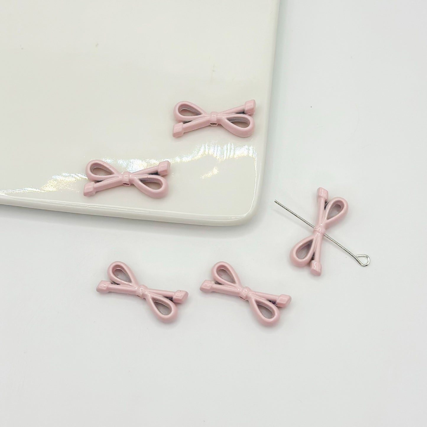 Eight Character Shaped Bow Tie Metal Beads 10*22mm Baking Painted 10pcs 7
