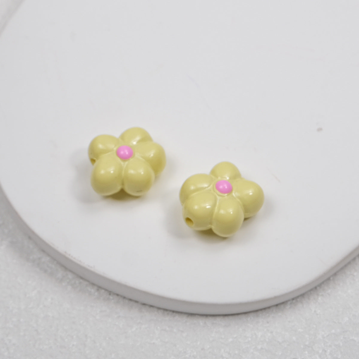 Hand Painted Irregular Flower Acrylic Beads 16mm Enamel Finish 50pcs 9