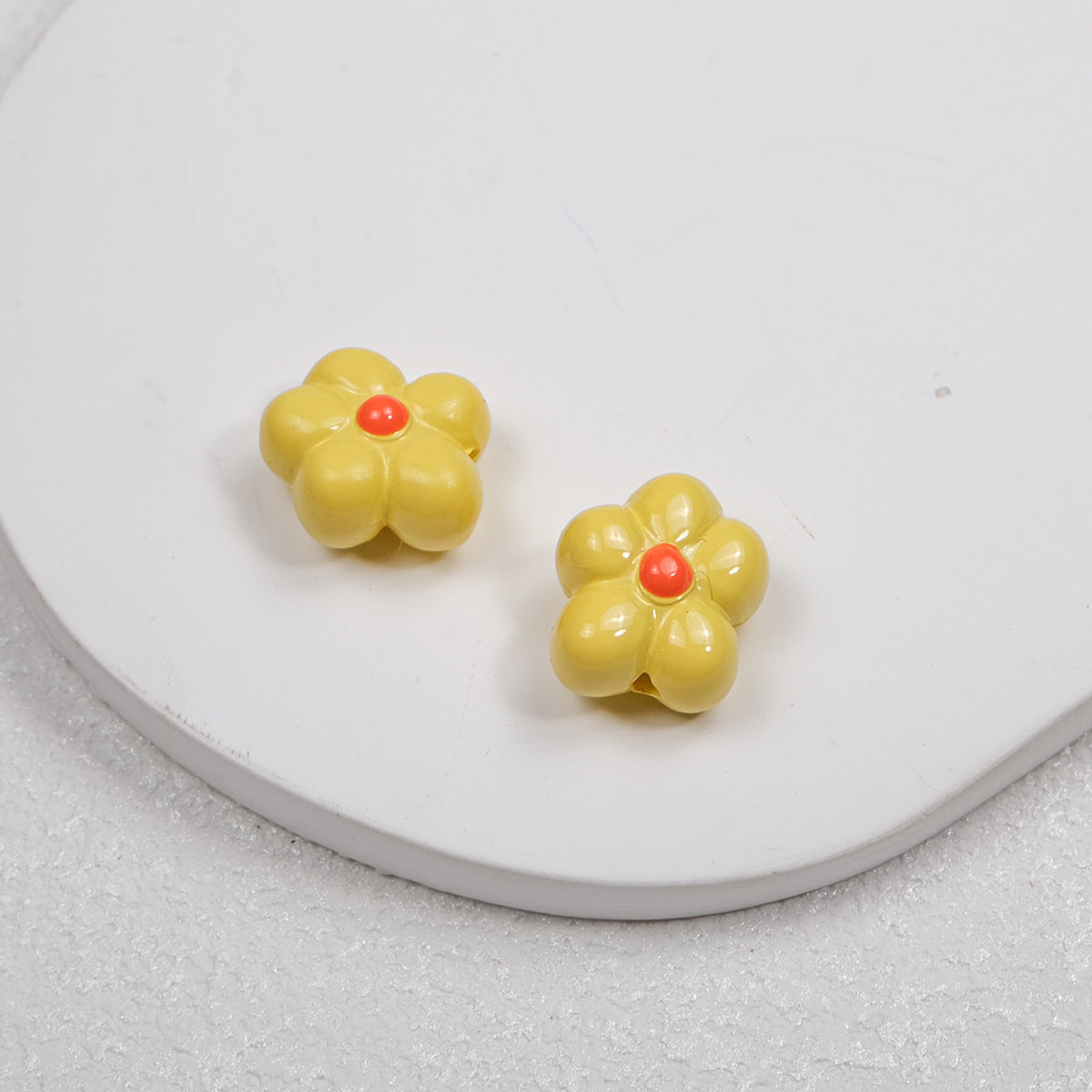 Hand Painted Irregular Flower Acrylic Beads 16mm Enamel Finish 50pcs 10