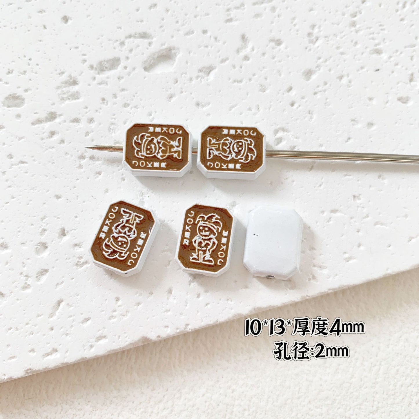 Baking Painted Potato Chips Card Metal Beads 2mm Hole 20pcs 19