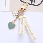 Alloy Daisy Lace Keychain Vintage Floral Charm with Golden Details 4