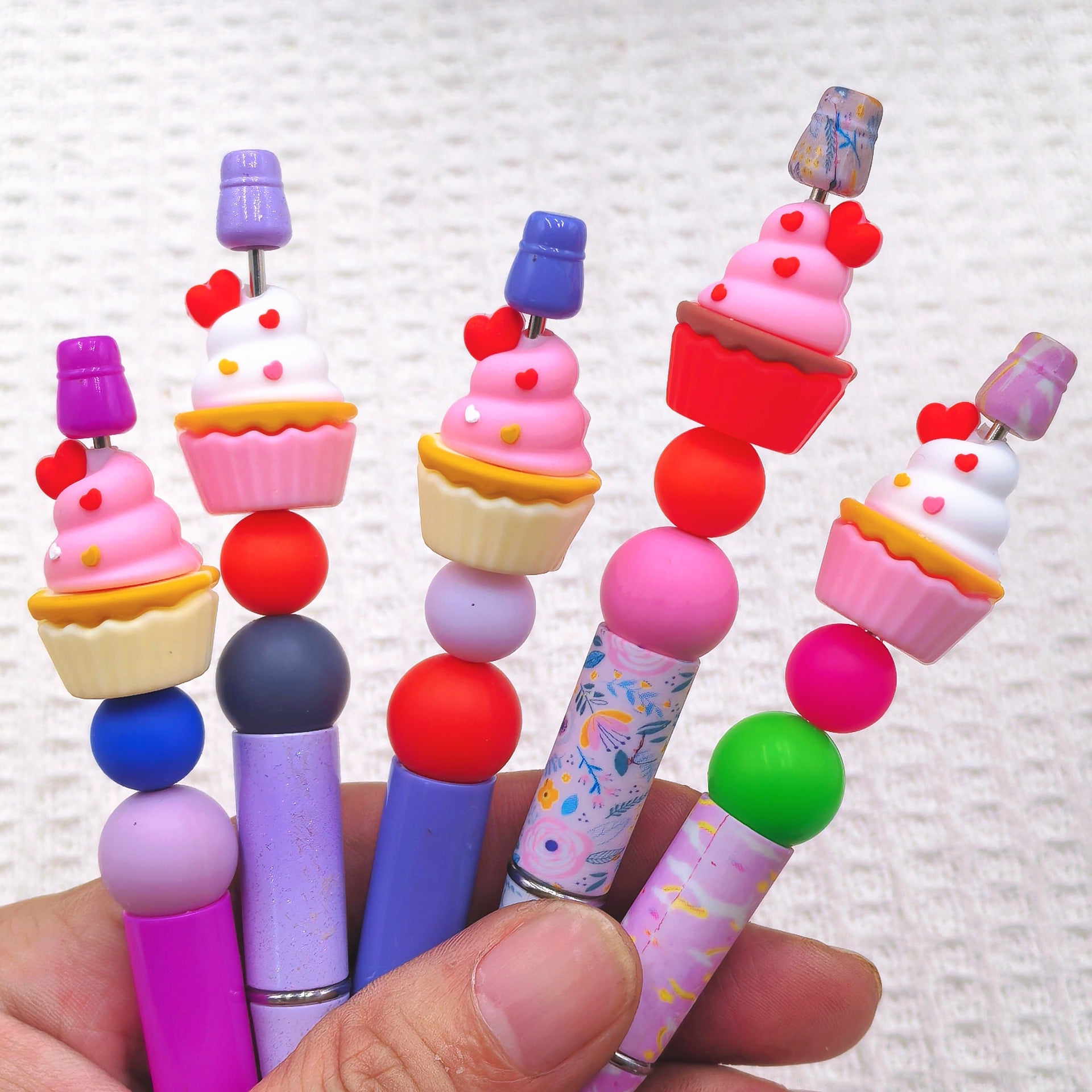Silicone 3D Focal Beads Valentine Cake Hearts Layered Liner 20Pcs