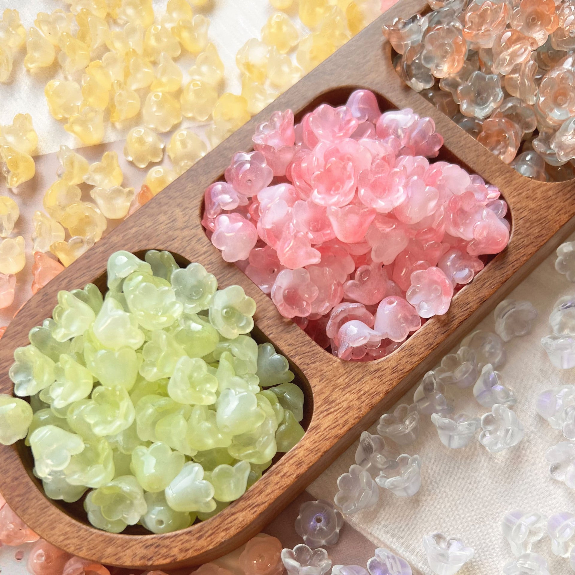 Vintage Lily-Shaped Glass Beads 8x12mm Pastel Translucent 30pcs 2