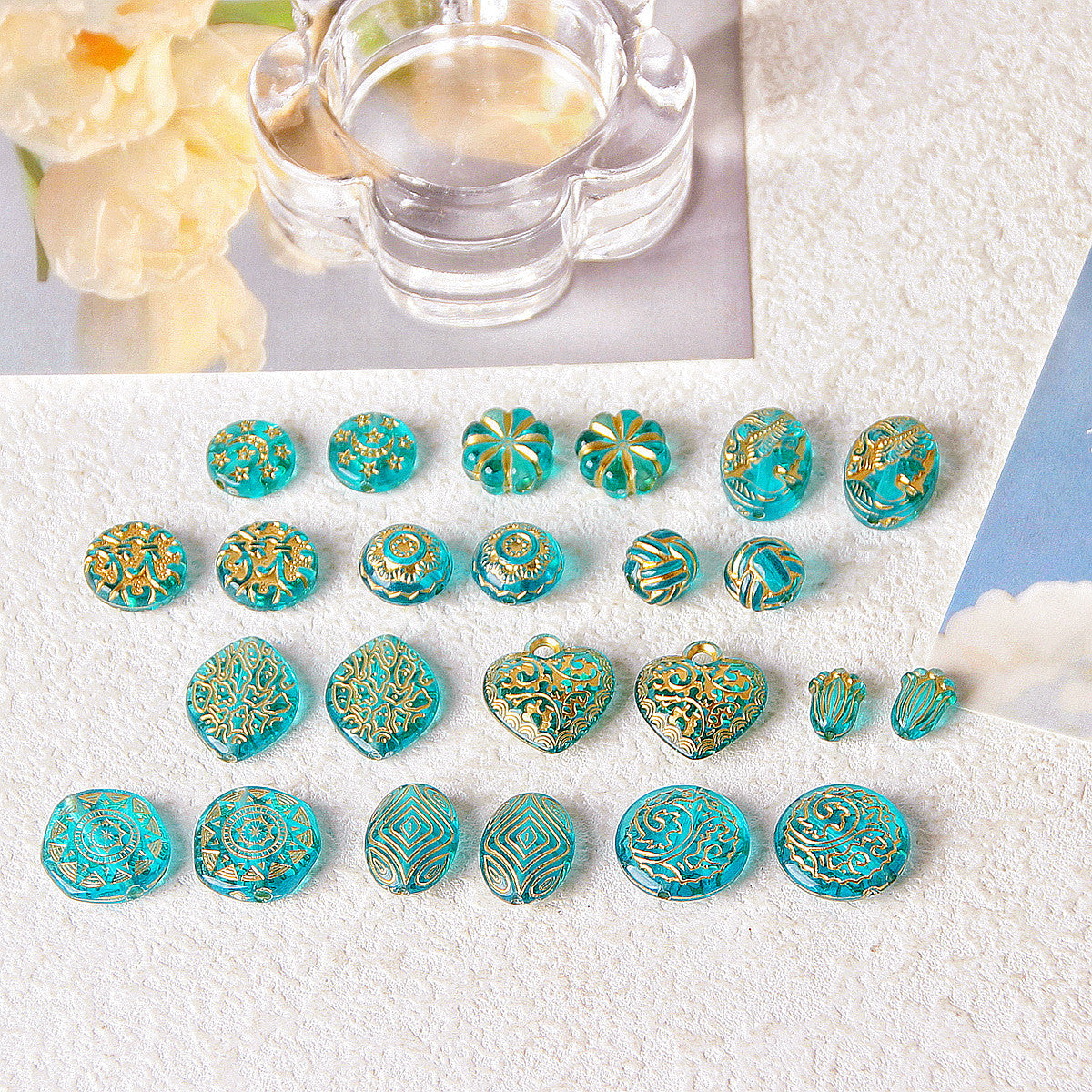 Vintage Transparent Green Gilded Pattern Acrylic Beads 1pc 3