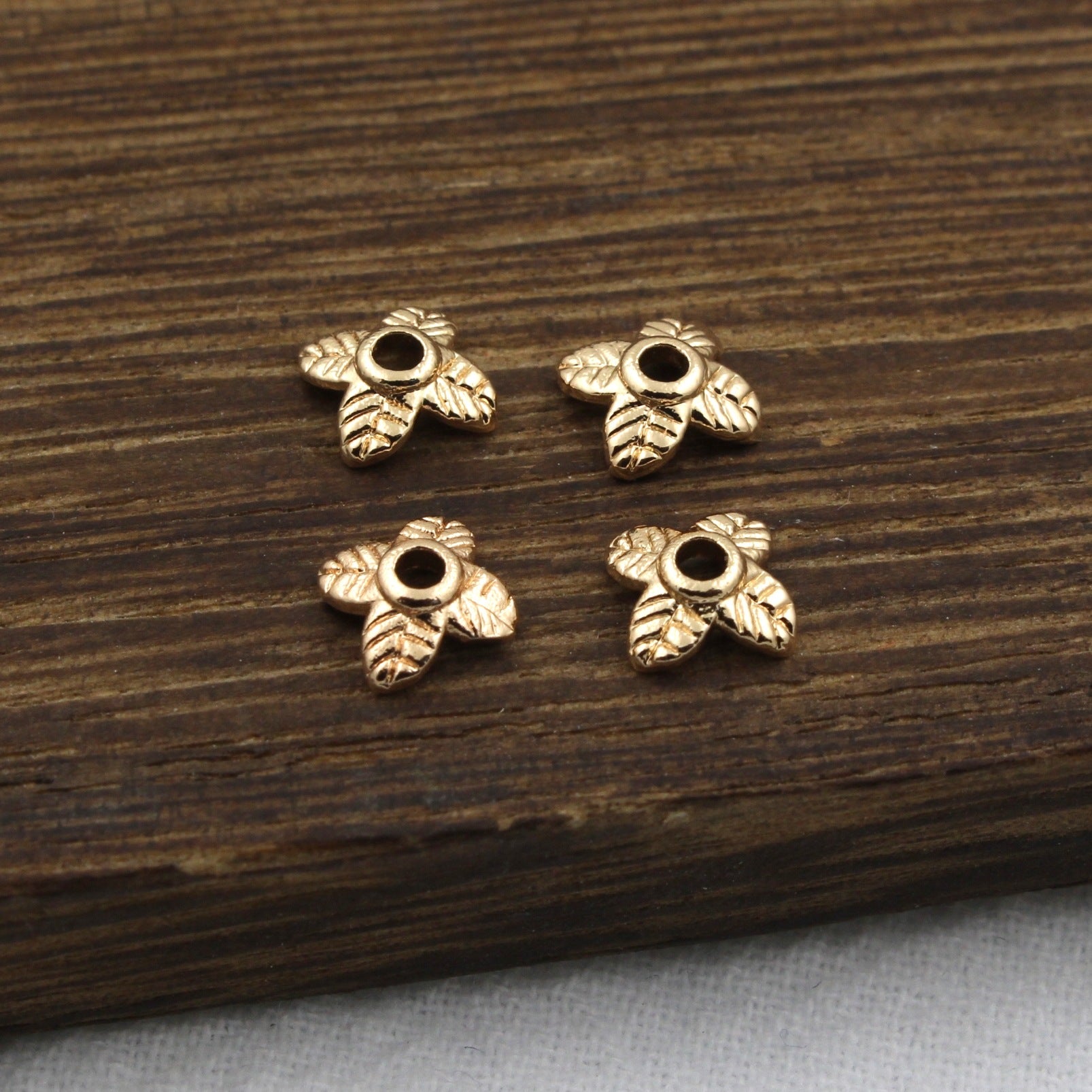 Brass Four-Leaf Flower Bead Caps 5.5mm 1pc 2