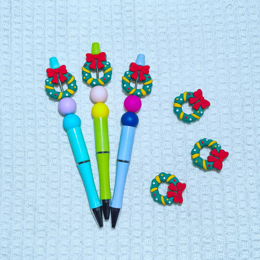 Silicone 3D Focal Beads Christmas Circle Holding Red Bow 20pcs