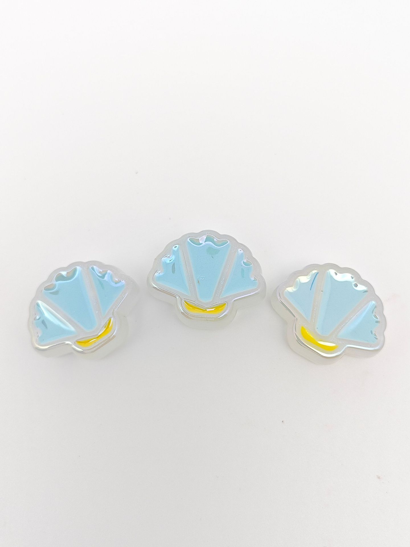 Glow Scallop Acrylic Beads 24mm Pastel Luminescent 50pcs 14