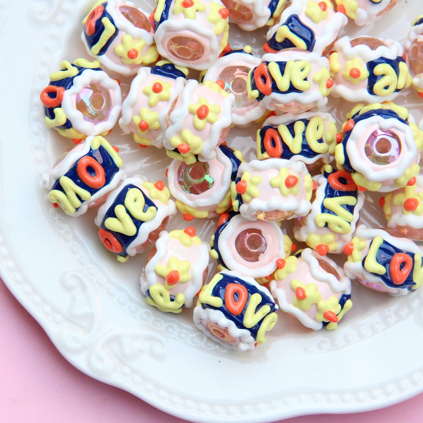 Hand Painted Animal Cream Cake Acrylic Beads 18-23mm Colorful 10pcs 16