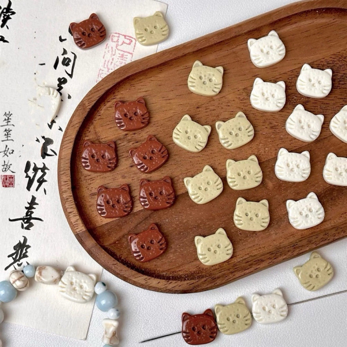 Cute Cat Head Resin Beads 20mm Playful Earth Tone 10pcs 2