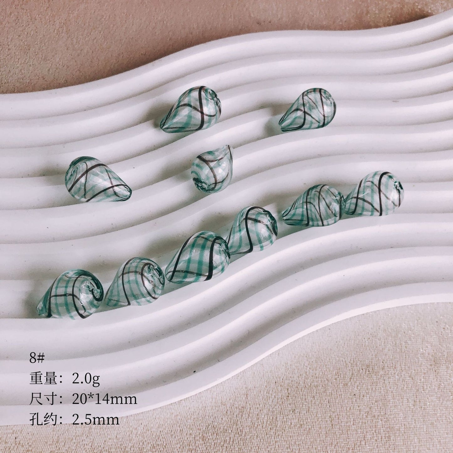 Vintage Spiral Pattern Teardrop Blown Glass Beads 19-25mm 3pcs 13