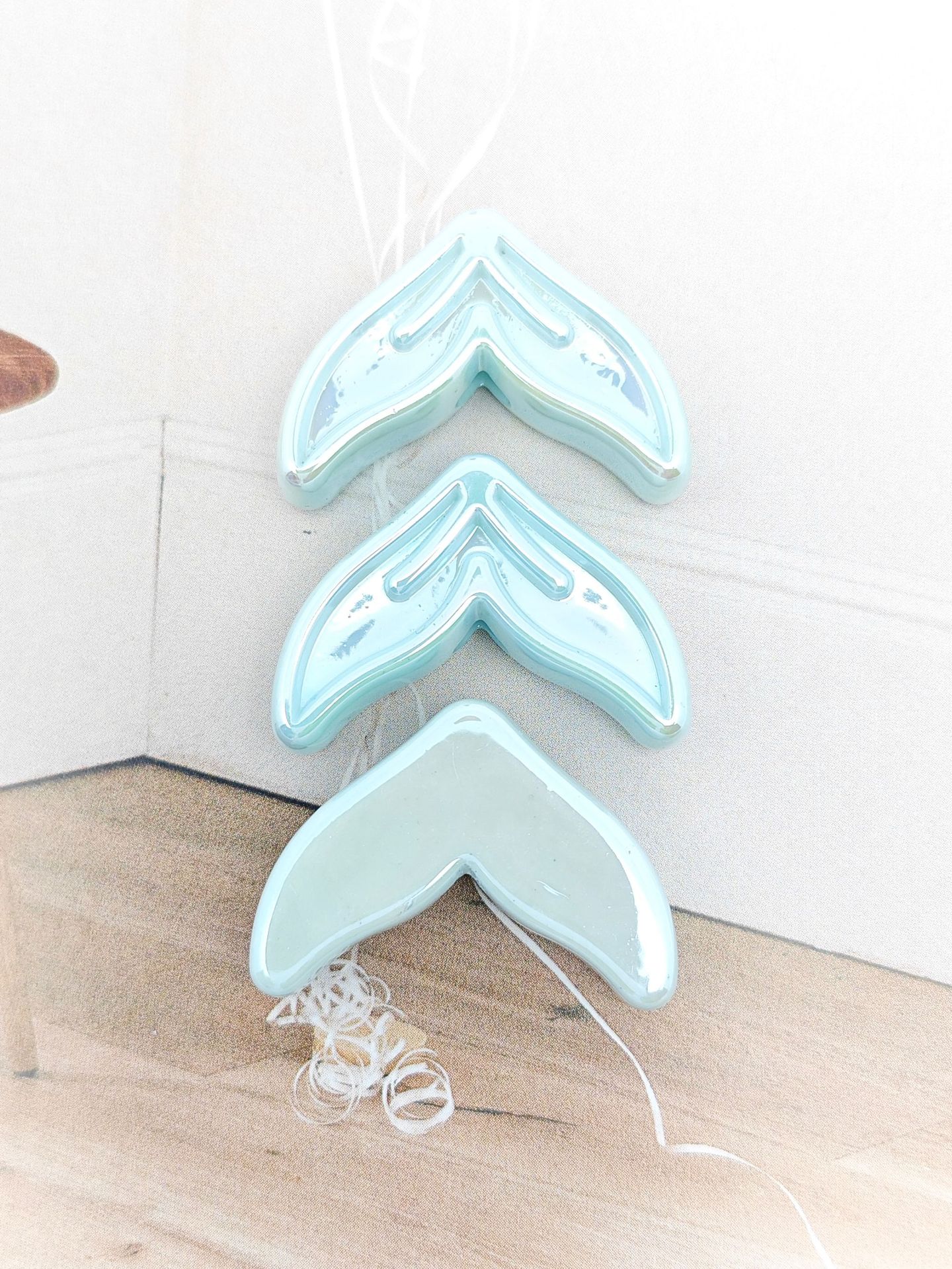 Glow Mermaid Tail Acrylic Beads 29x20x9mm Glow In The Dark 50pcs 9