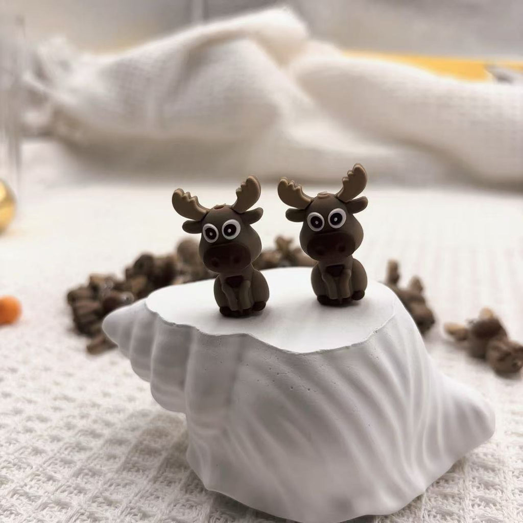 Silicone 3D Focal Beads Deer Sitting Pose 20pcs 3