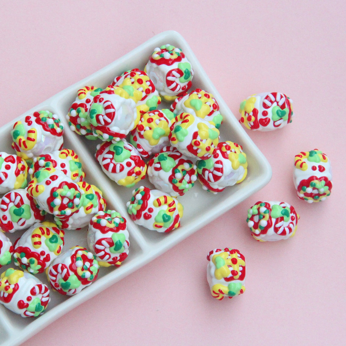 Hand Painted Christmas Wreath and Snowflake Acrylic Beads 18mm 10pcs 11