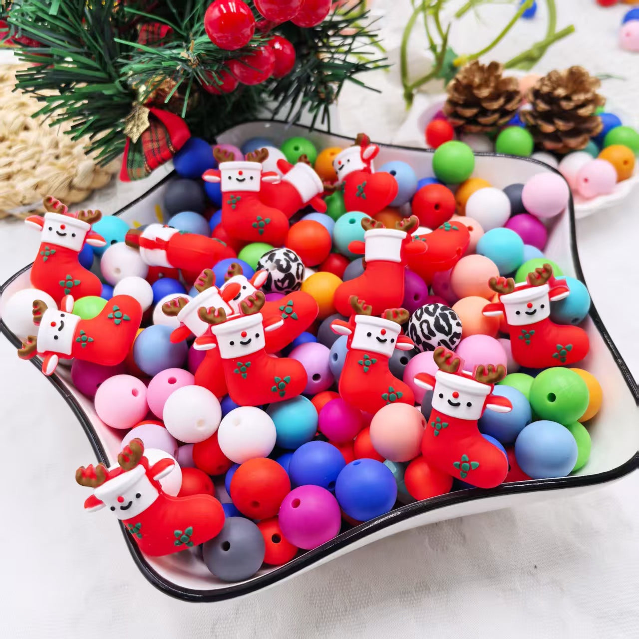 Silicone 3D Focal Beads Elk Christmas Shoes Smiling Face Red 20pcs 3