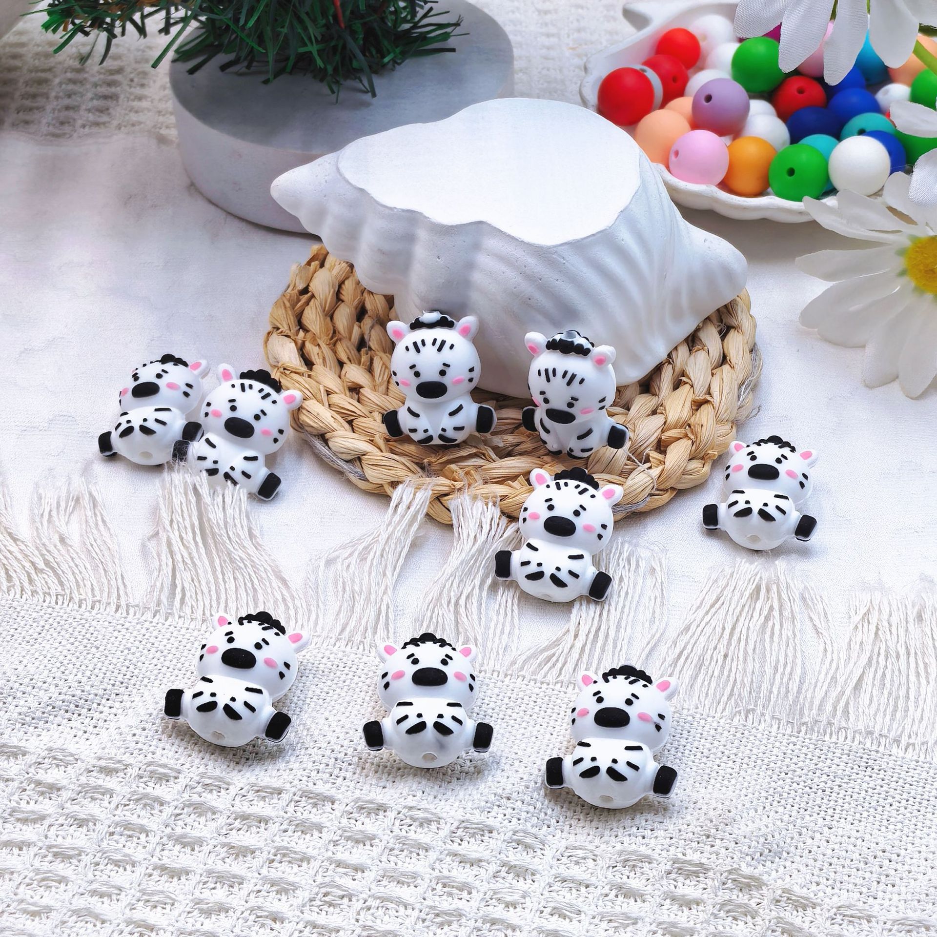 Silicone 3D Focal Beads Cow Sitting Pose 20pcs 2