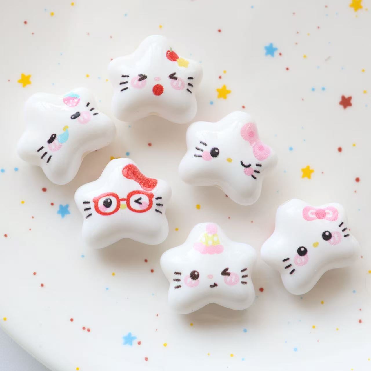 White Hello KT Star Acrylic Beads 20mm Cute Expression 20pcs 12