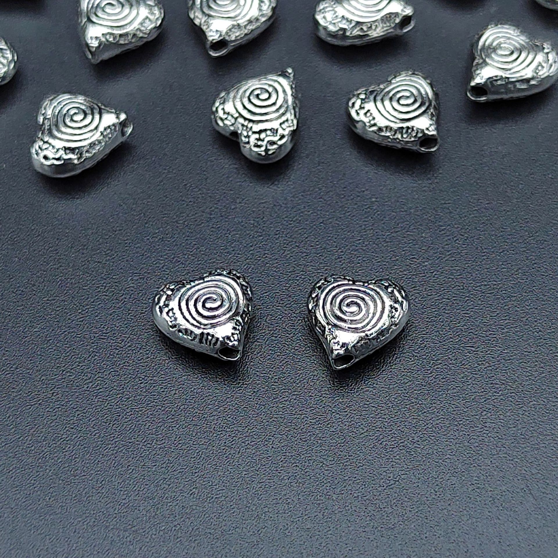 Heart Metal Beads 9mm Vintage Spiral Pattern Antique Silver Tone 200pcs