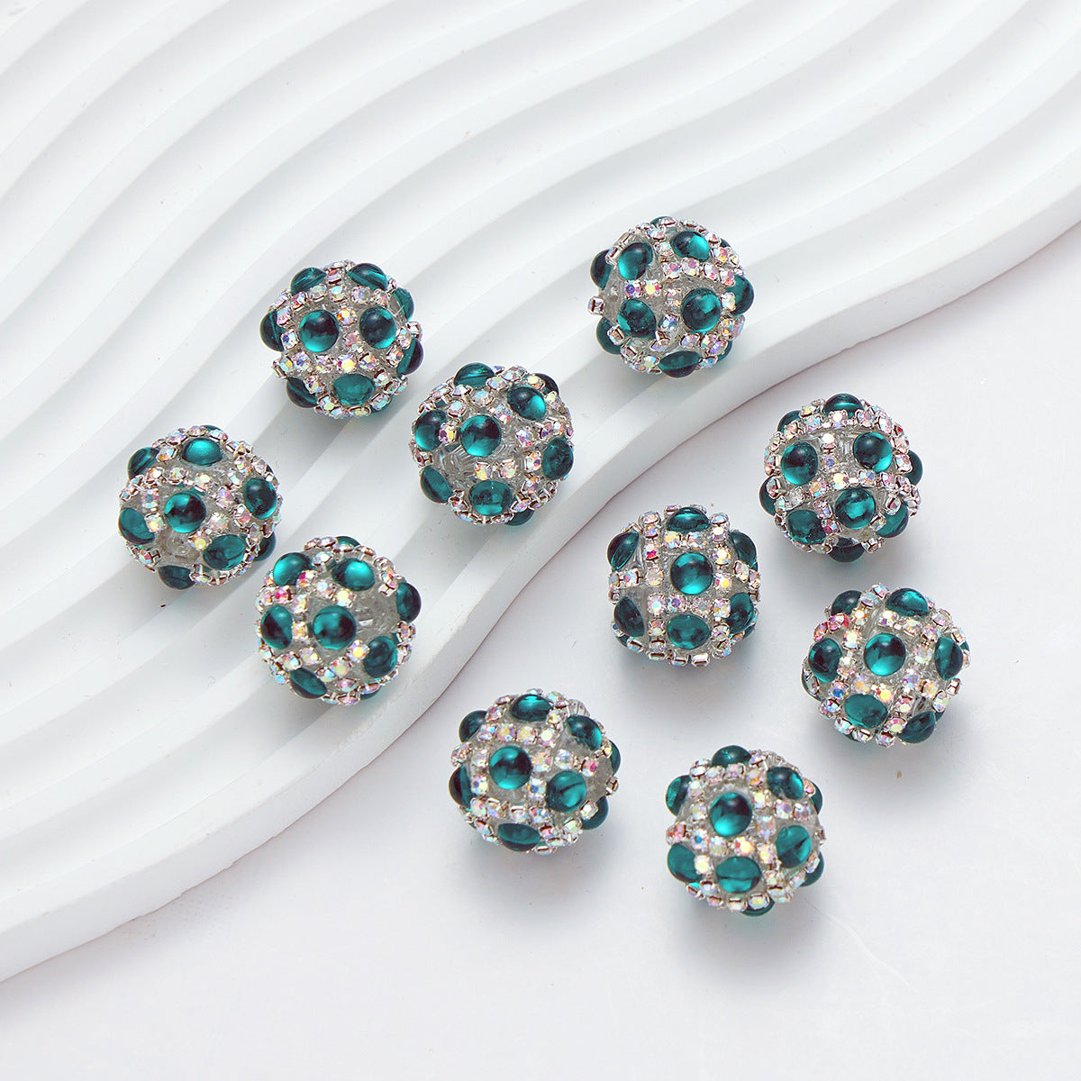 Bubblegum Rhinestone Beads 18mm Enlaced Fully Rhinestoned 5pcs 8