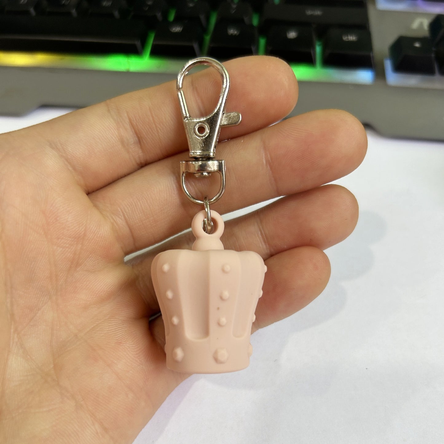 Silicone Chapstick Keychain Caps Crown Striped Smooth Shapes 3pcs 9