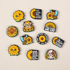 Silicone Focal Beads Highland Cow Holding Sunflower Daisy