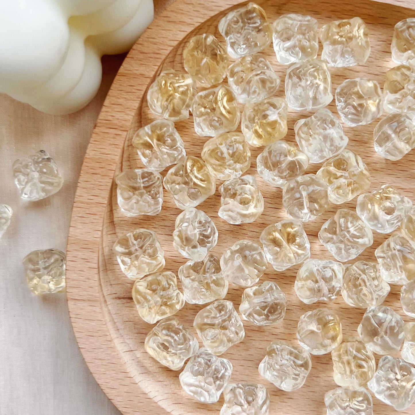 Vintage Lion-Like Glass Beads 12mm Pastel Etched Design 30pcs 10