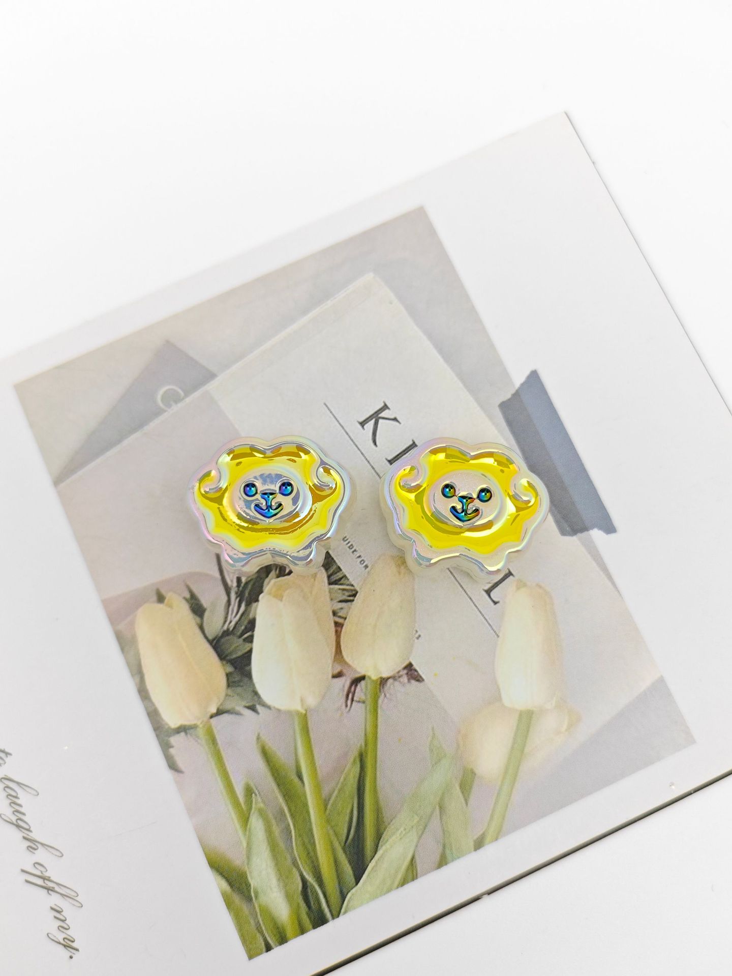 UV Plating Tiny Sheep Acrylic Flat Beads 24mm Glossy Face 50pcs 20