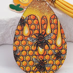 Honeycomb Keychain Metal Golden Bees Tassel Nature Design 4