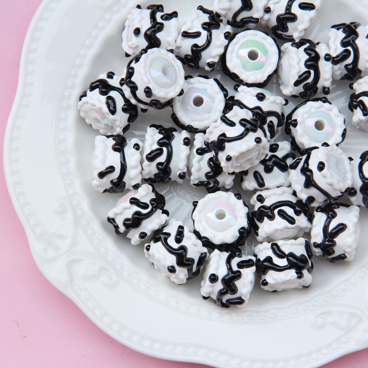 Hand Painted Animal Cream Cake Acrylic Beads 18-23mm Colorful 10pcs 10