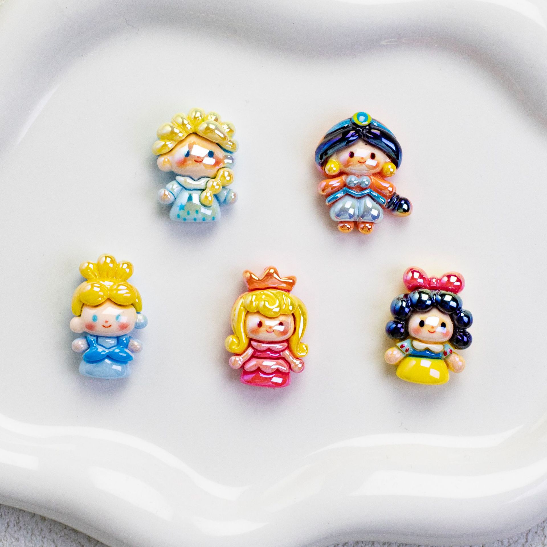 Disney Princess Series Vertical Hole Resin Beads Chibi Style 20pcs 11