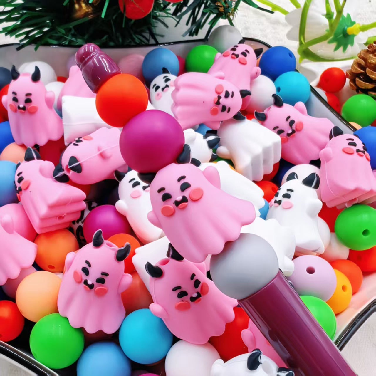 Silicone 3D Focal Beads Ghost Expression Blushing Cheeks Horns 20pcs 7