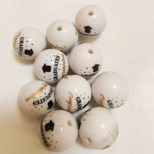 Printed Bubblegum Beads 20mm Graduation Season Design White 10pcs