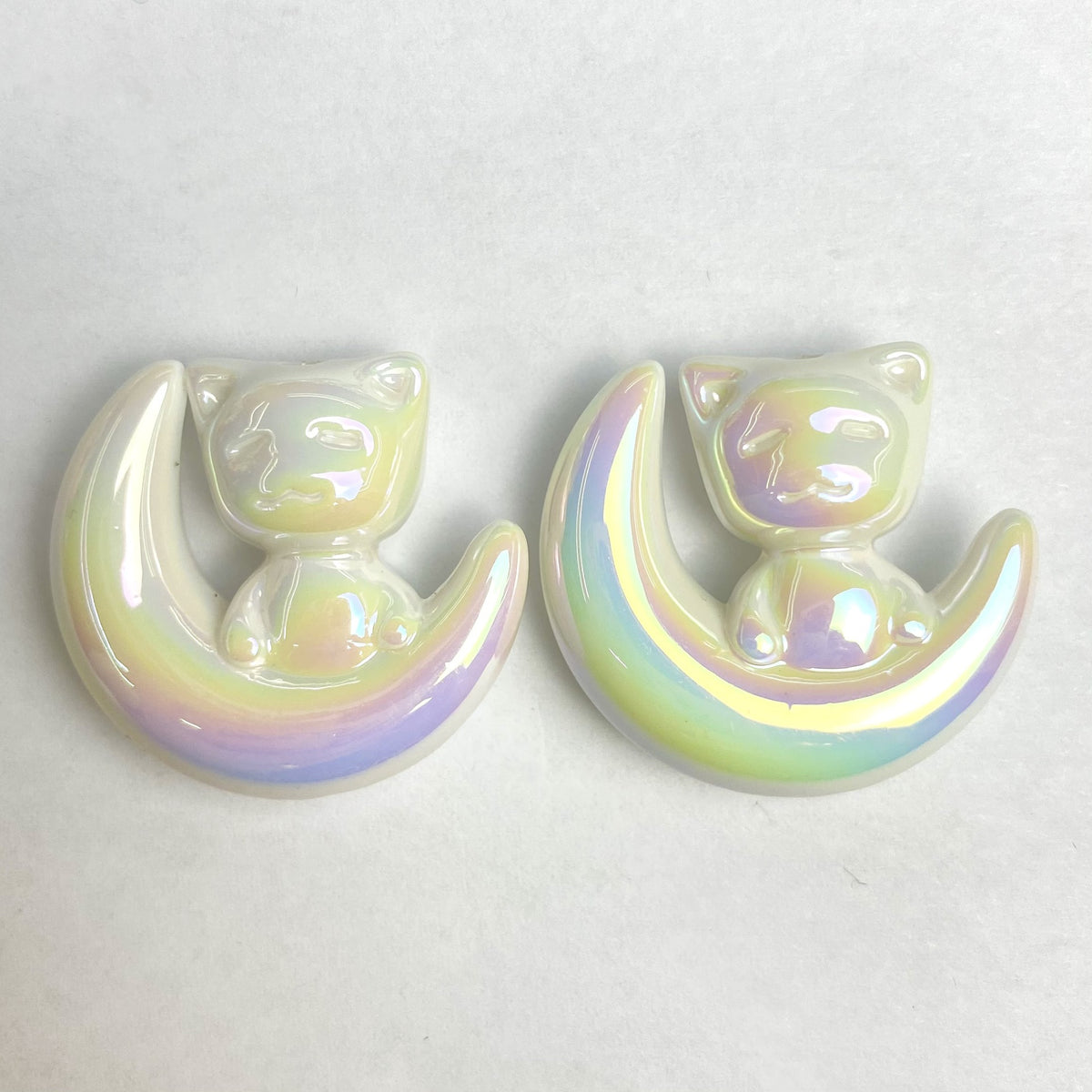 UV Plating Moon Cat Acrylic Beads 26mm Iridescent Pastel 50pcs 6