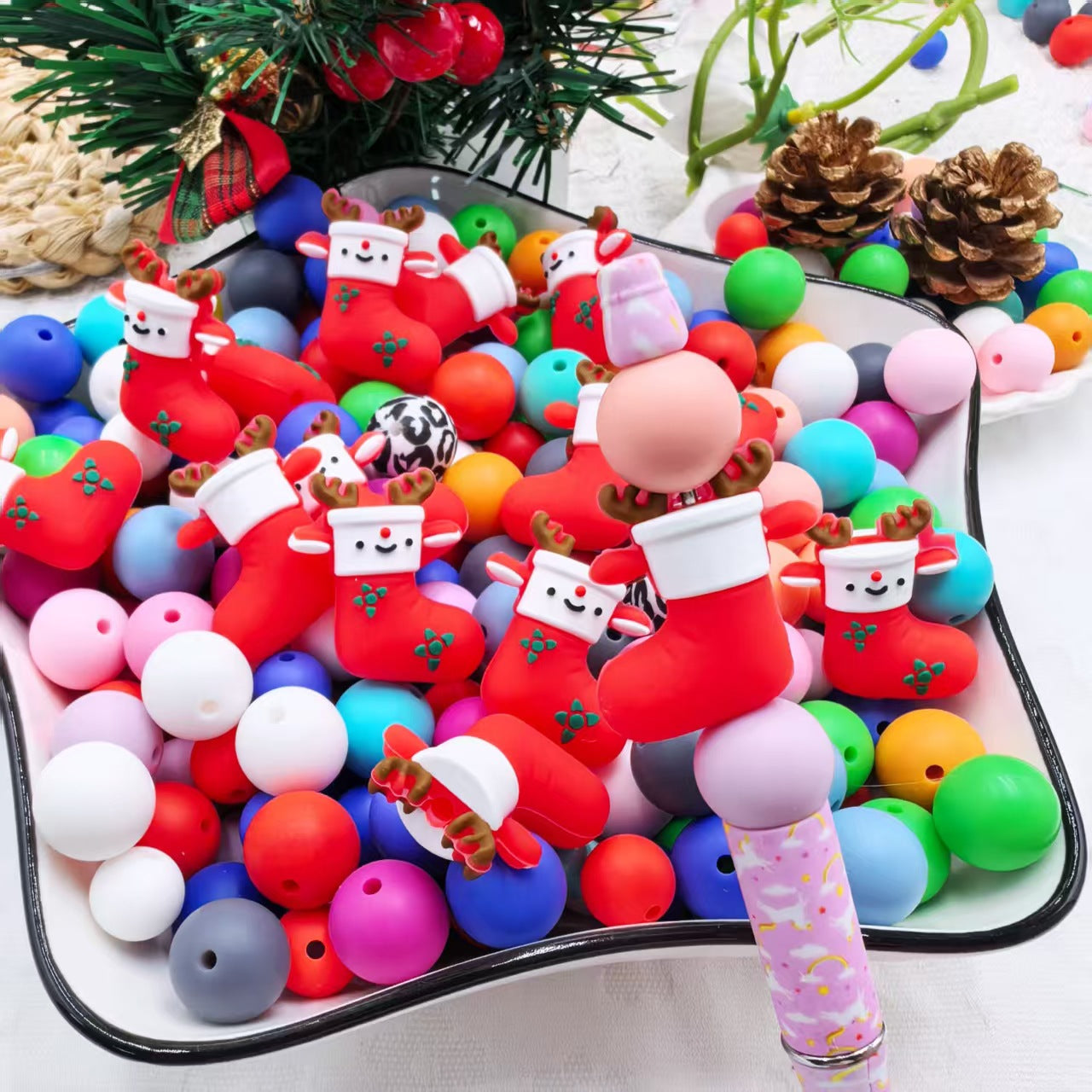 Silicone 3D Focal Beads Elk Christmas Shoes Smiling Face Red 20pcs 4