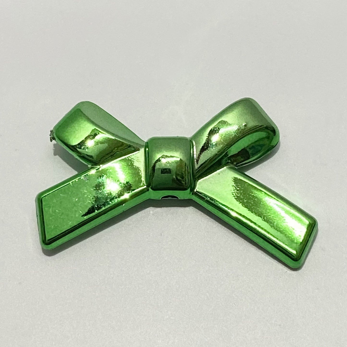 UV Plating Cross Shaped Bow Acrylic Beads 20mm 60pcs 12