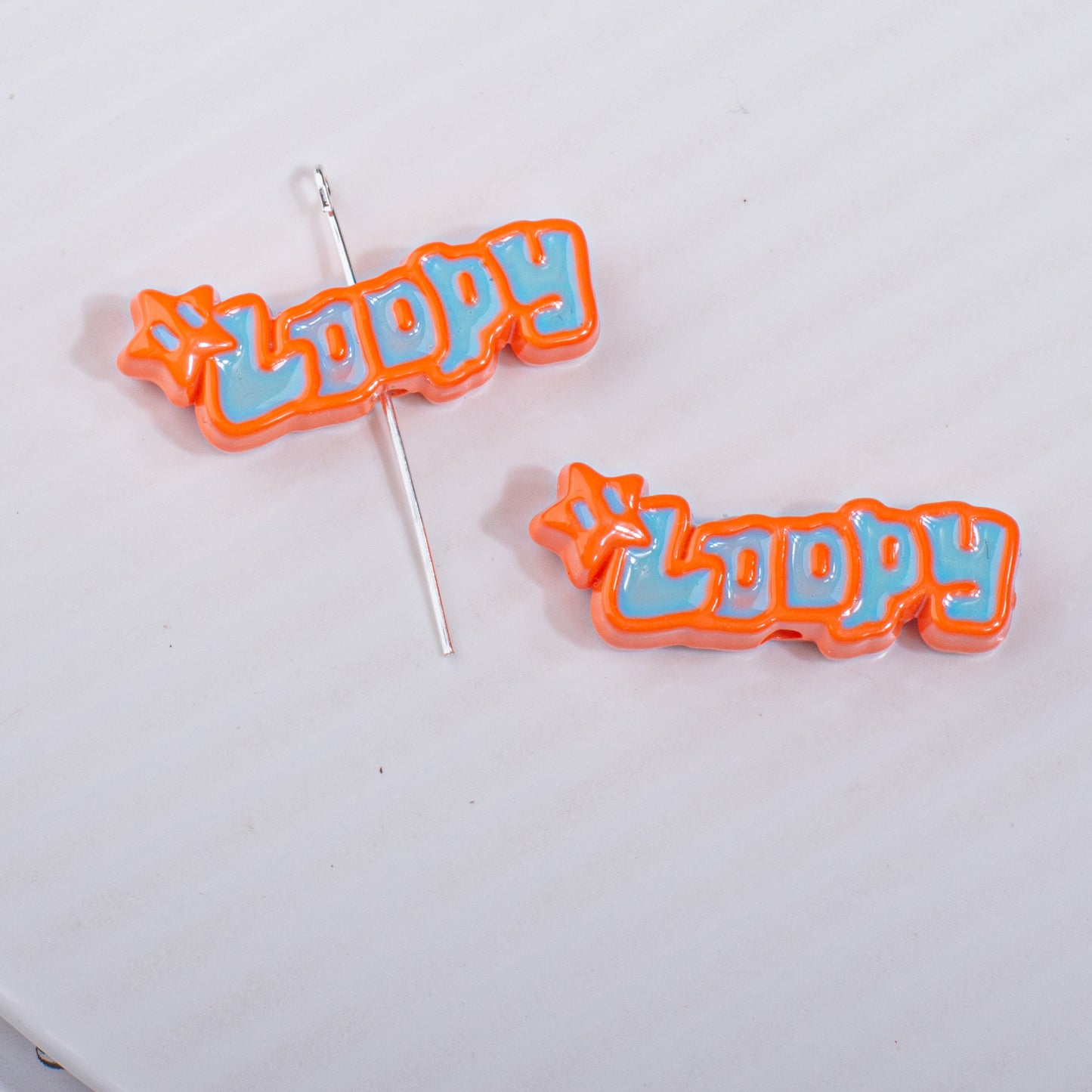 Painted Loopy Acrylic Beads 12x33.6mm Double Color Small Beaver Plate 10pcs 9