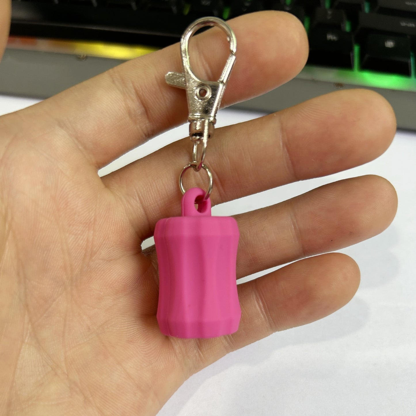 Silicone Chapstick Keychain Caps Crown Striped Smooth Shapes 3pcs 14