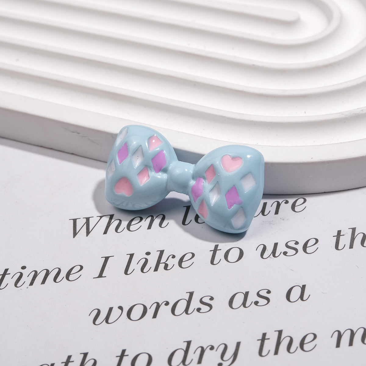 Painted Bow Acrylic Beads 35mm Quilted Enamel Glossy 30pcs 3