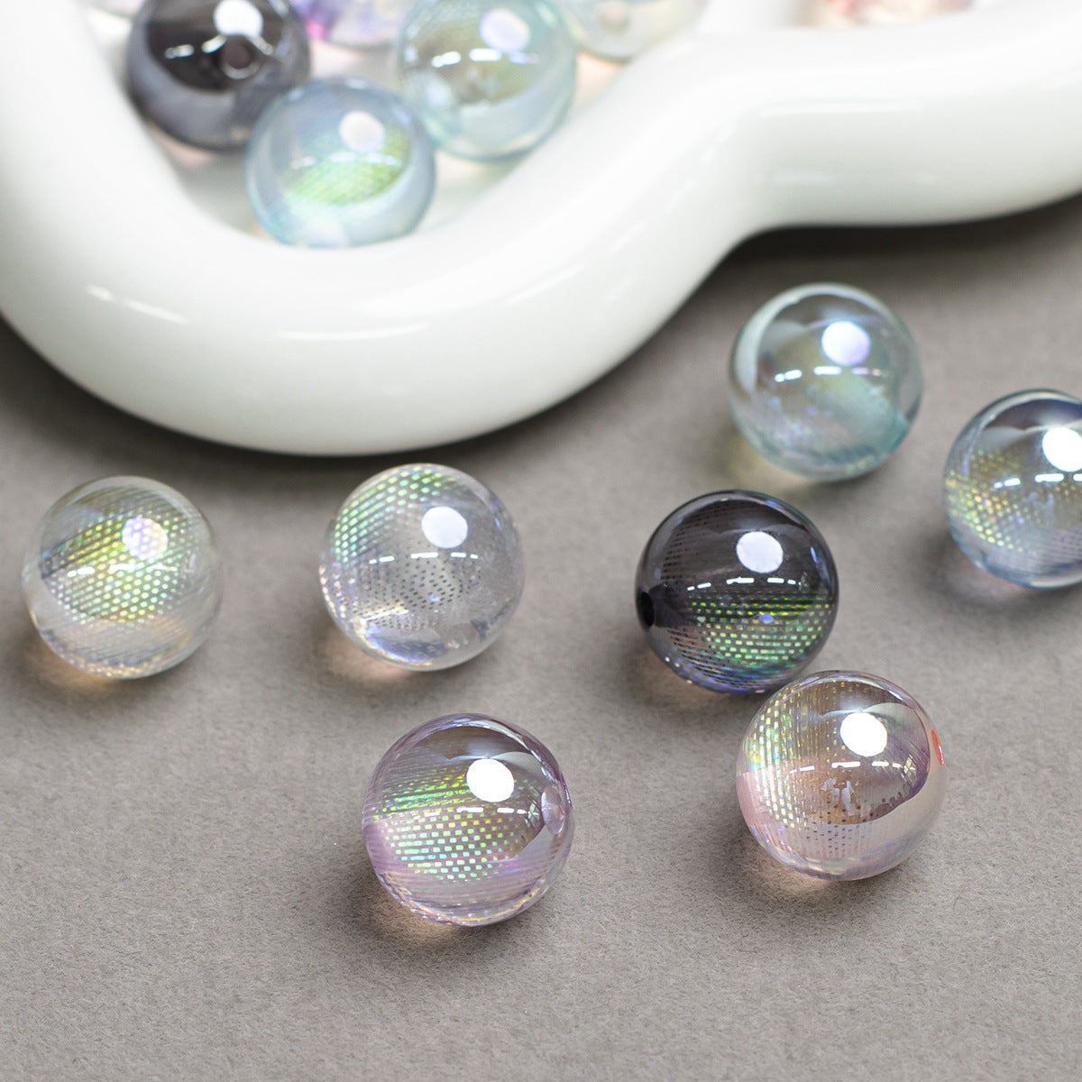 Iridescent Dream Catcher Resin Beads 16mm Round 10pcs 2