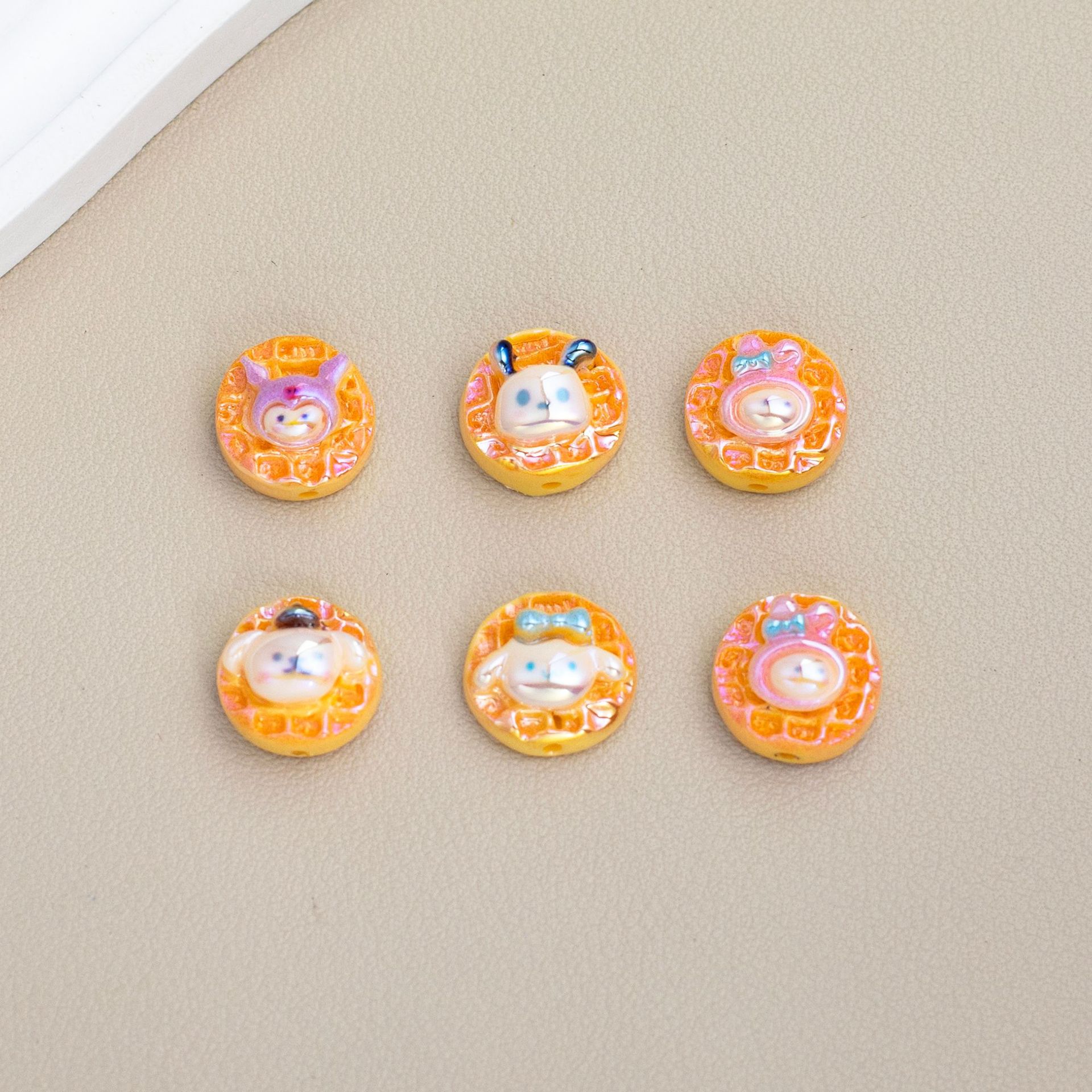 Plating Sanri Waffle Biscuit Resin Beads 13mm Glossy Gold 20pcs 3
