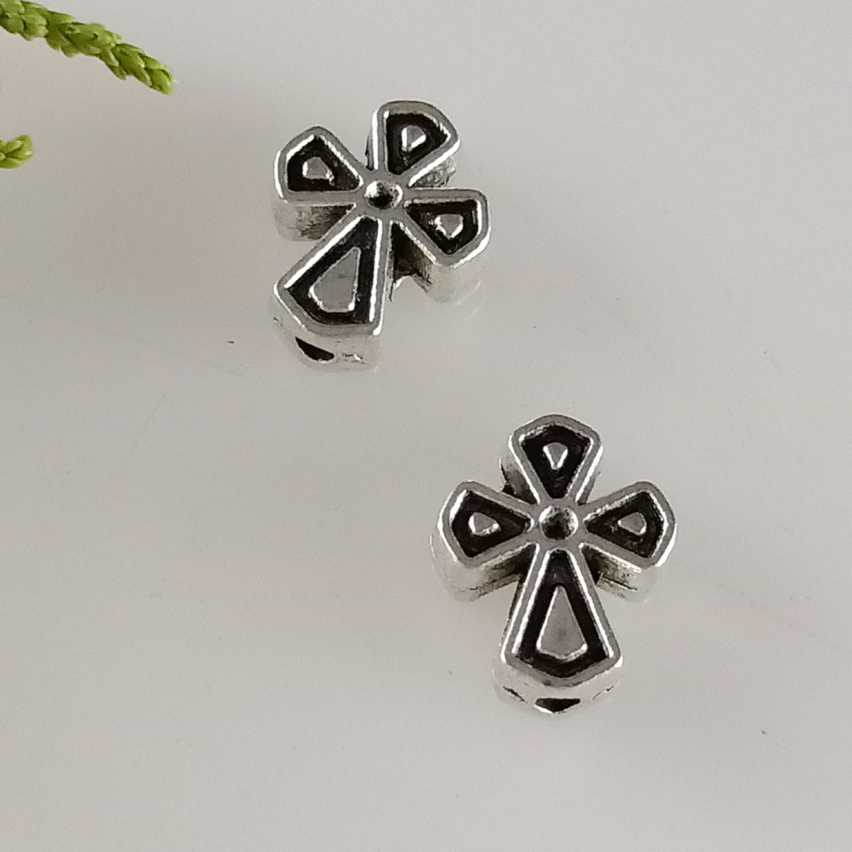 Cross Metal Beads 10x12mm Antique Silver Tone Zinc Alloy 100pcs 3