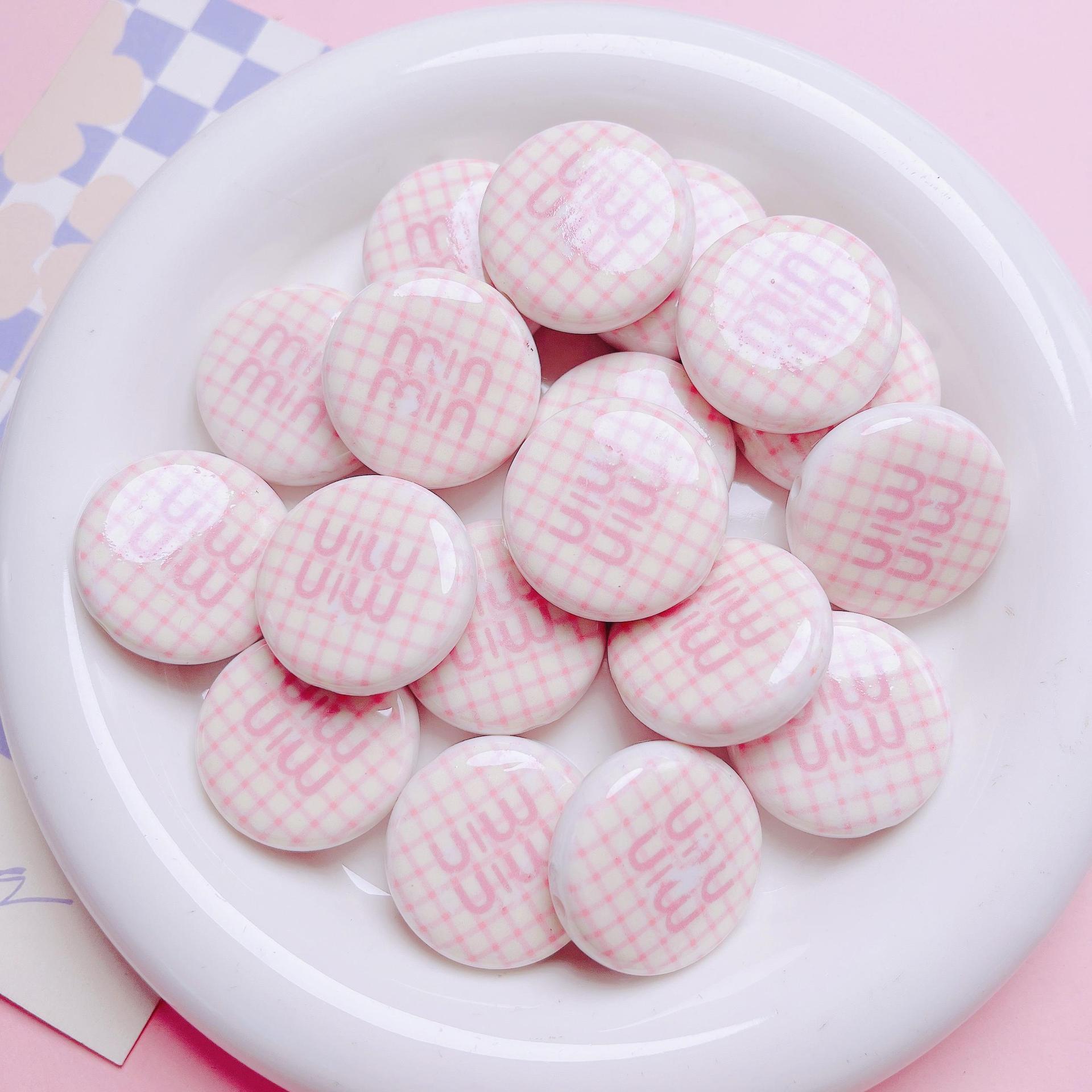 Flat Acrylic Beads 27mm Plaid Pattern Brand Logo Printed 5pcs 4