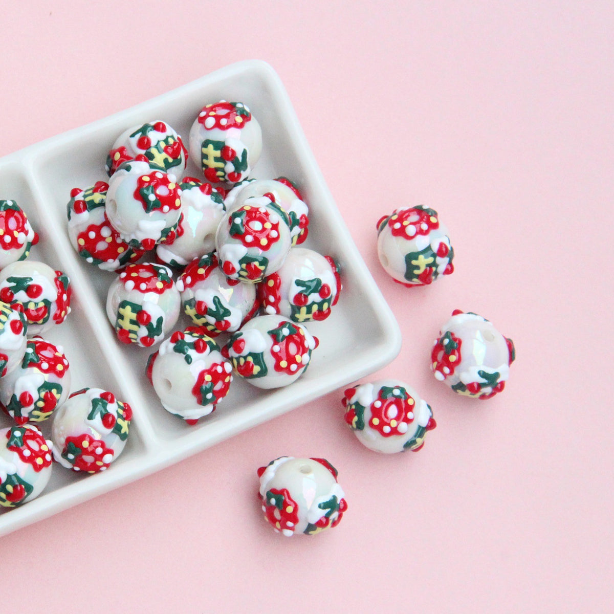 Hand Painted Christmas Wreath and Snowflake Acrylic Beads 18mm 10pcs 17