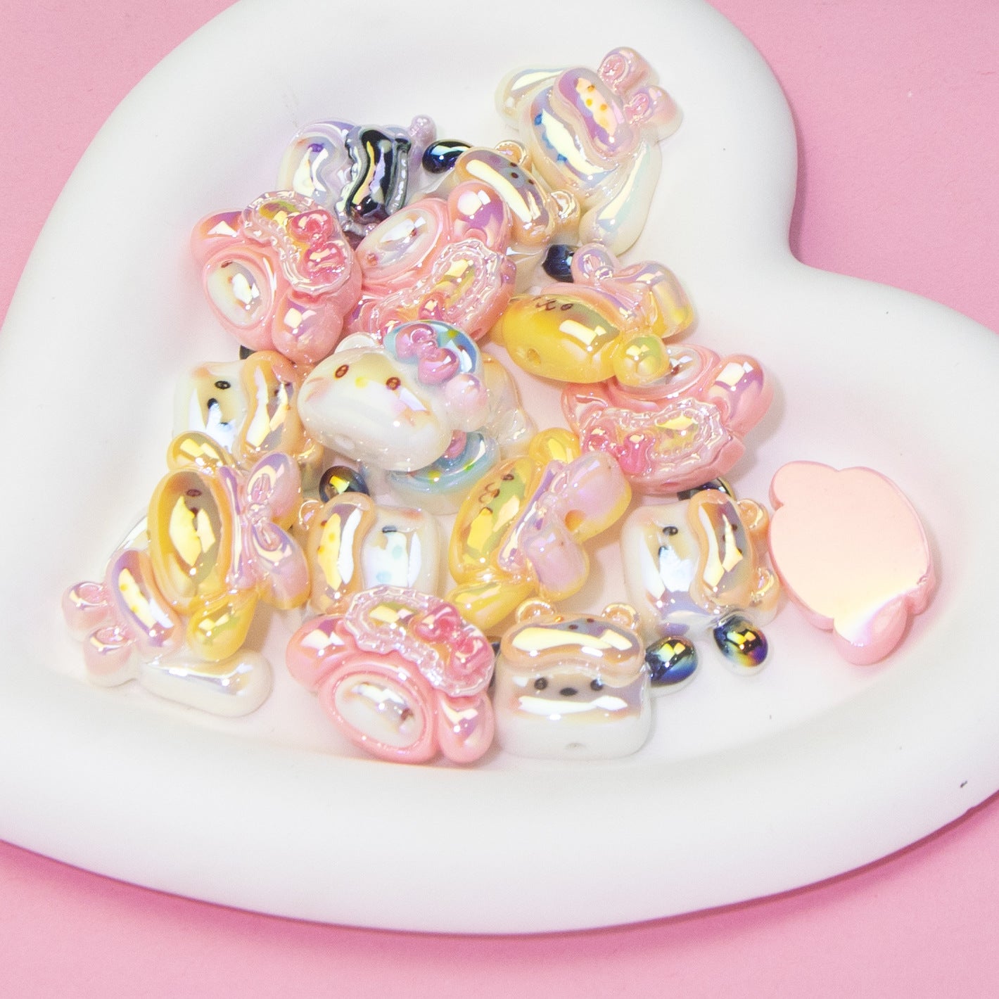 Glossy Sanrio Character Resin Beads Eye Patch Design 10pcs 4